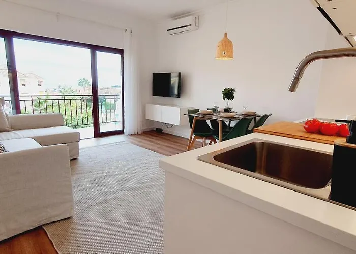 Lindo Junto A E A Marina De Vilamoura Com Piscina E Wi-fi Quarteira