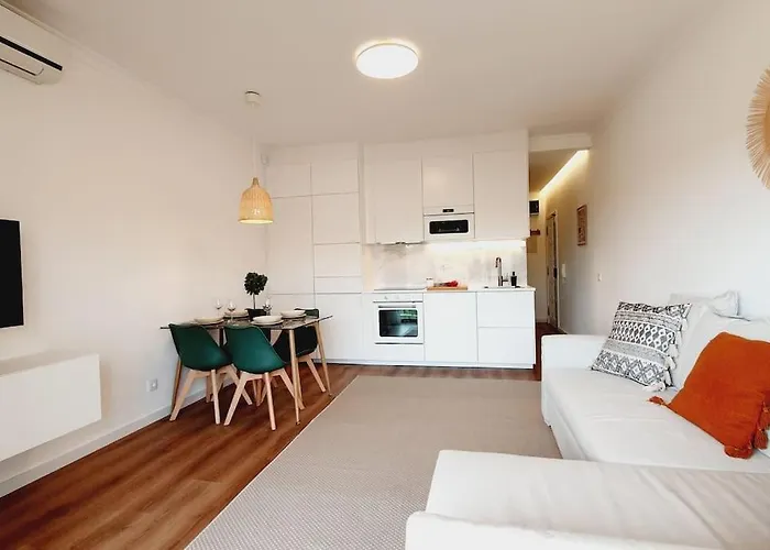 Lindo Junto A E A Marina De Vilamoura Com Piscina E Wi-fi Apartmán Quarteira