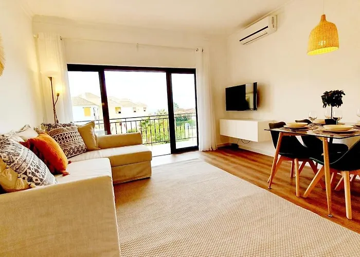 Lindo Junto A E A Marina De Vilamoura Com Piscina E Wi-fi Quarteira