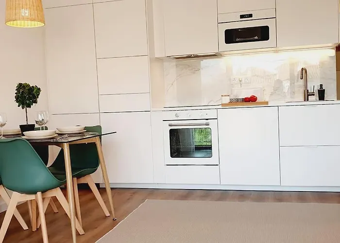 Lindo Junto A E A Marina De Vilamoura Com Piscina E Wi-fi Appartement *